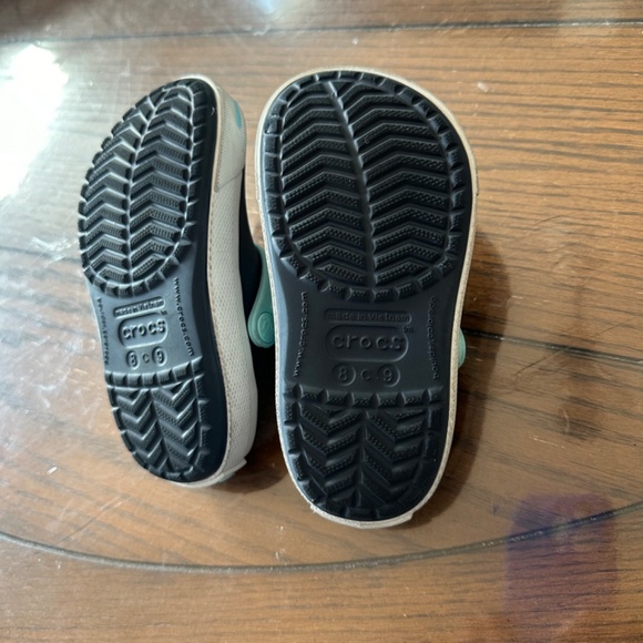 Crocs - Picture 4 of 6